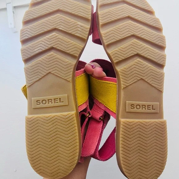 New Sorel Pink and Yellow Suede Sandals - Picture 5 of 5